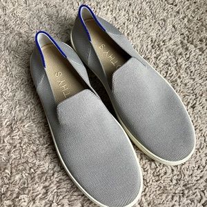 Rothy’s grey slip ons (1 pair)